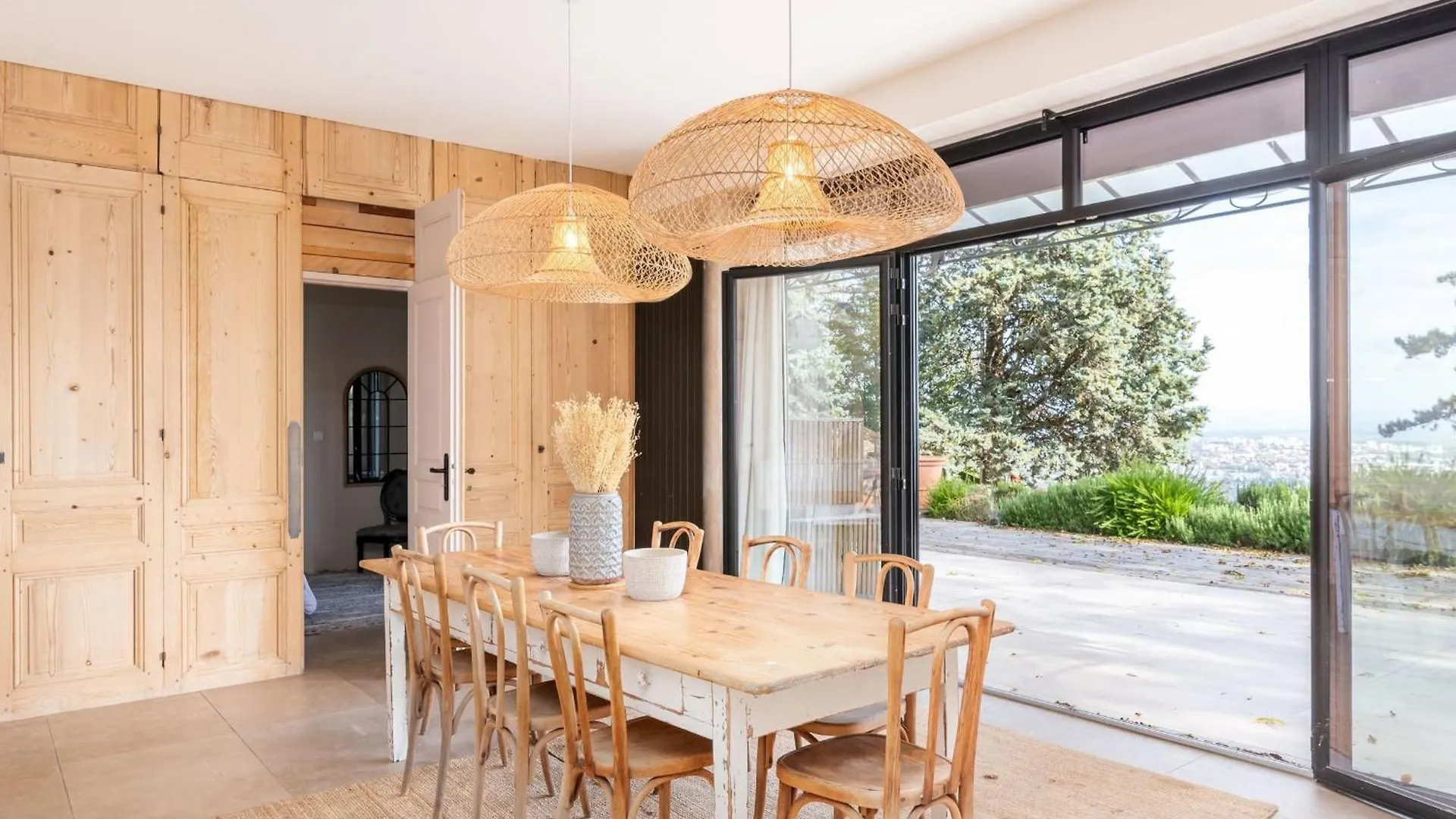Holiday home Ermitage - Magnificent Villa With Panoramic View Saint-Cyr-Au-Mont-D'Or
